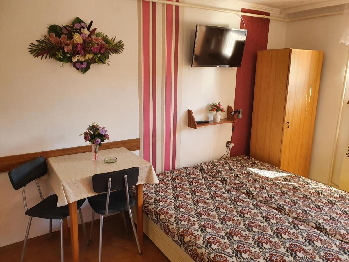 Апартаменты Privat U Jozefa Foeldesa Вельки-Медер Экстерьер фото