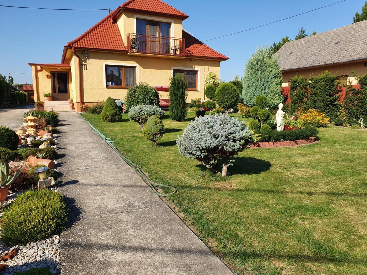 Апартаменты Privat U Jozefa Foeldesa Вельки-Медер Экстерьер фото